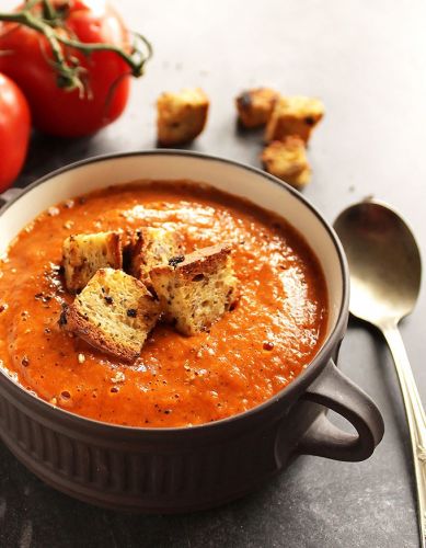 Roasted Tomato and Red Pepper Soup