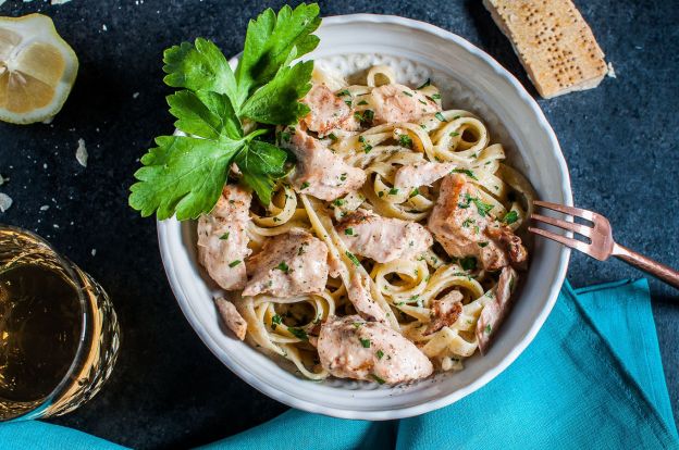 Salmon Pasta With Creamy Garlic Sauce