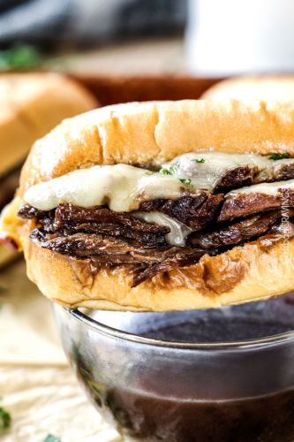 Slow cooker French dip