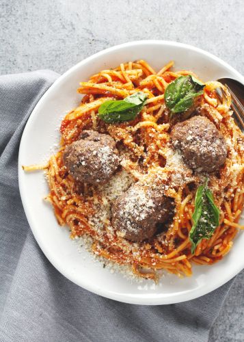 5 Ingredient Half Homemade Spaghetti and Meatballs