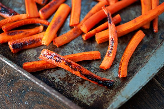 Spicy Maple Roasted Carrots