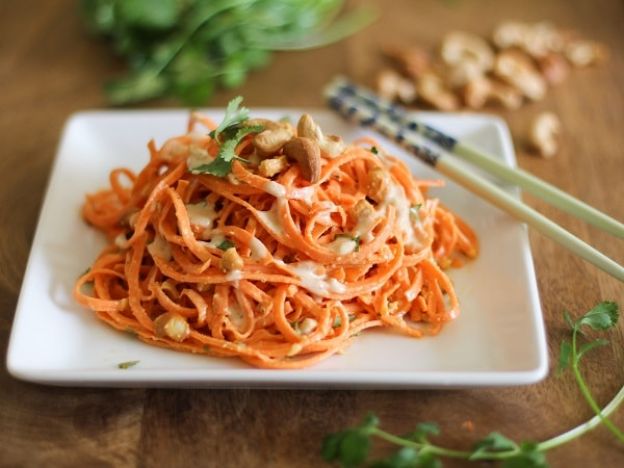 Spiralized Carrot Pasta With Ginger-Lime Peanut Sauce