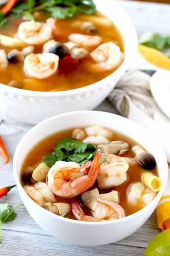Tom Yum Soup (Thai Hot and Sour Soup)