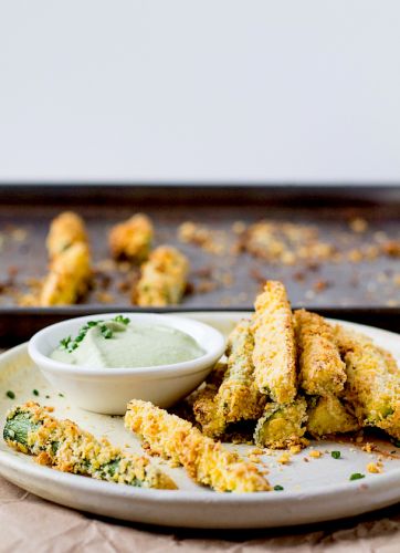 Crispy baked tortilla chip crusted zucchini