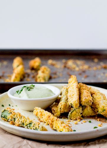 Crispy baked tortilla chip crusted zucchini