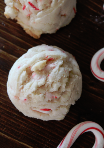 White chocolate candy cane cookies