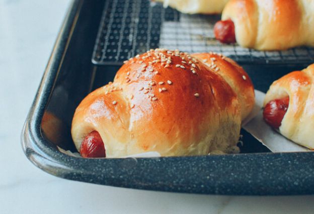 Chinese Hot Dog Buns