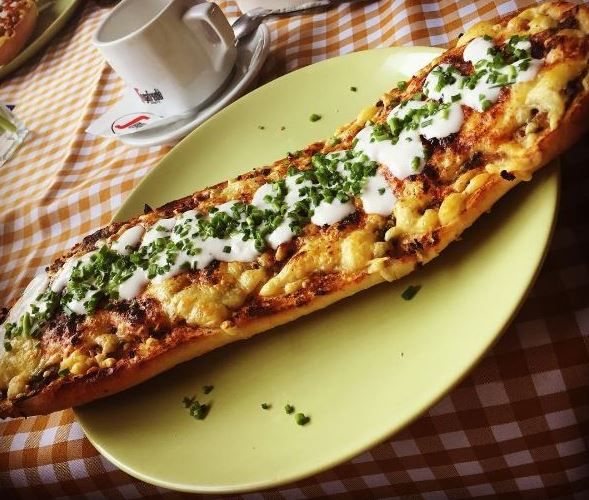 Zapiekanka