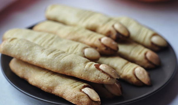 Witches Finger Cookies