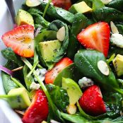 Avocado Strawberry Spinach Salad