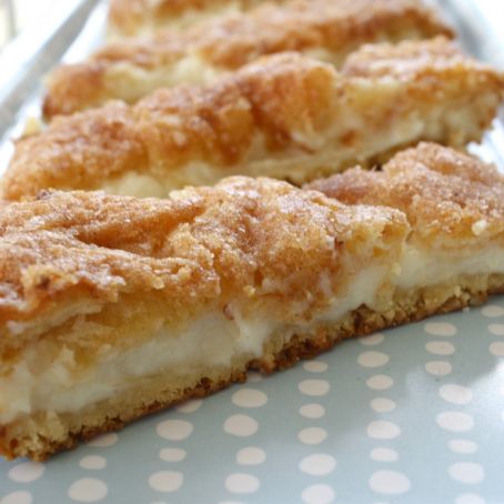 Apple and Cheese Pudding