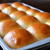 Copycat King’s Hawaiian Rolls