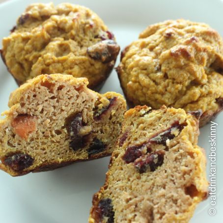 Healthy Muffins: Carrot, Apple, Cranberry