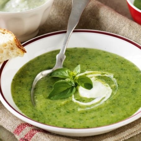 Broccoli-Pesto Soup
