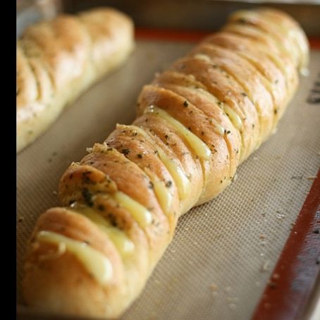 Hasselback Garlic Cheesy Bread