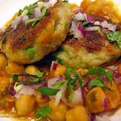 Mom's aloo tikian with chole (indian potato patties with chickpeas)