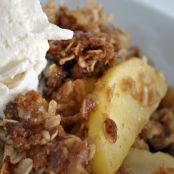 Apple Crisp with Oat Topping