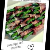 asparagus wrapped in prosciutto