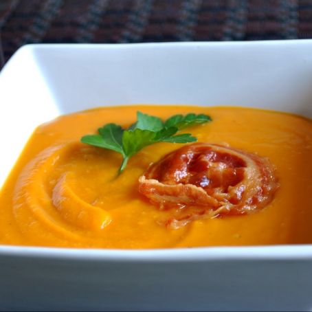 Creamy Red Pepper & Butternut Squash Soup
