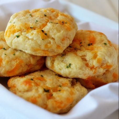 Cheddar Bay Biscuits