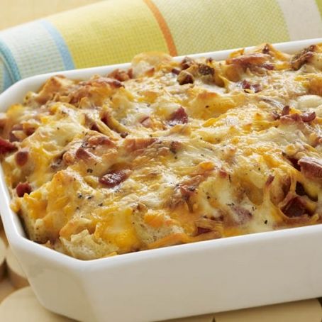 Cheesy Bacon and Egg Brunch Casserole