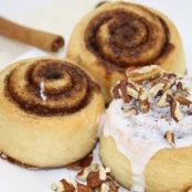 CINNAMON ROLLS/ RULOURI CU SCORTISOARA
