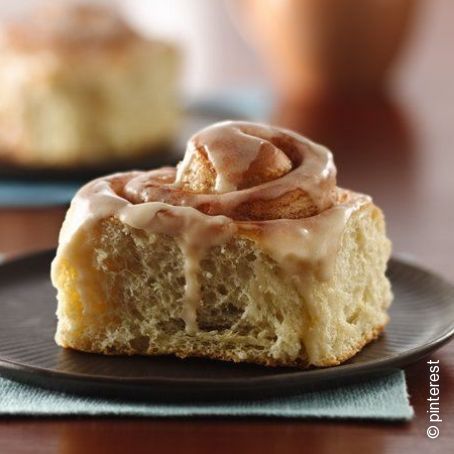Bisquick Glazed Cinnamon Rolls