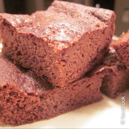 Coconut Protein Brownies