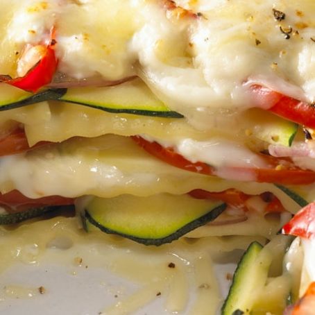 CREAMY THREE CHEESE VEGETABLE LASAGNA