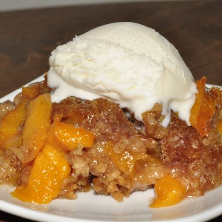 Crock Pot Peach Cobbler