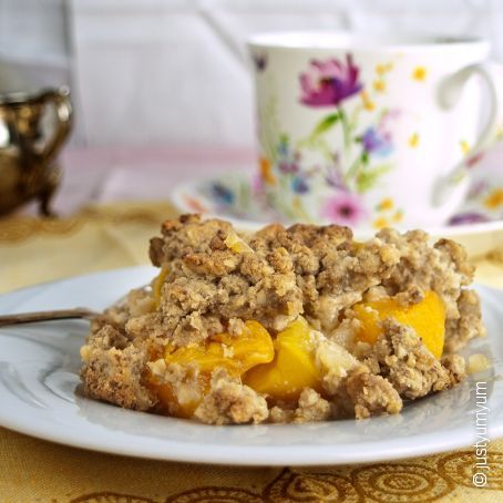 Peaches Oatmeal Crumble