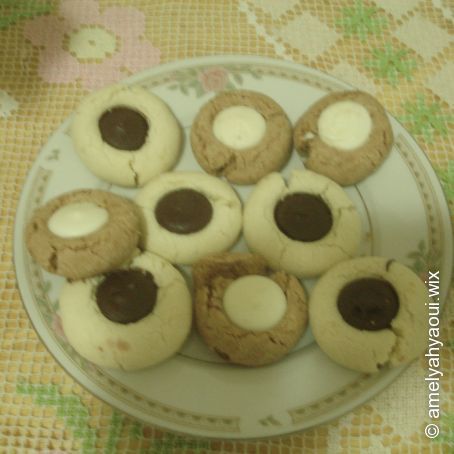 Chocolate thumbprints