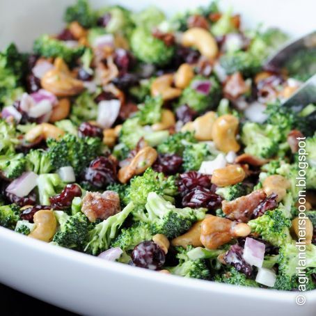 Delicious Broccoli and Sunflower Seed Salad