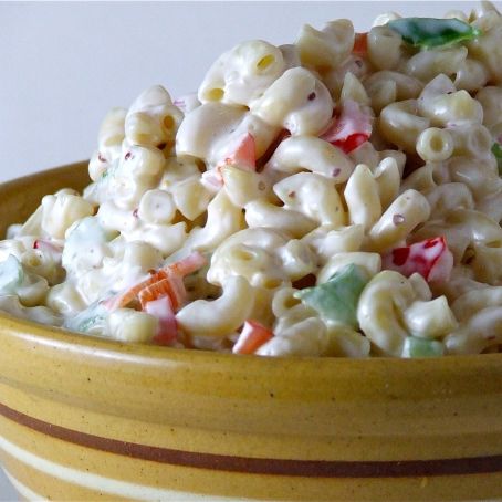 The Tastiest Macaroni Salad