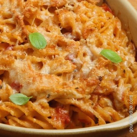 Dale's Chicken and Noodle Casserole