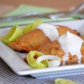 EMPANADAS CU CARNE DE PORC SI PRAZ