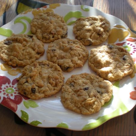 Farm-Style Oatmeal Cookies