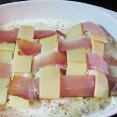 GALETTE CU CIUPERCI SI CASCAVAL IN SOS DE SMANTANA