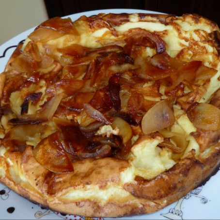 German Baked Apple Pancake