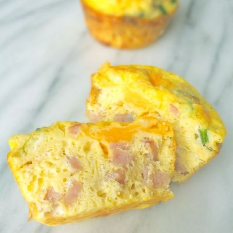 Ham and Cheese Baked Egg Cups