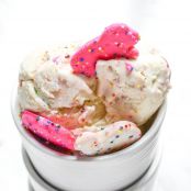 Frosted Animal Cracker No-Churn Ice Cream