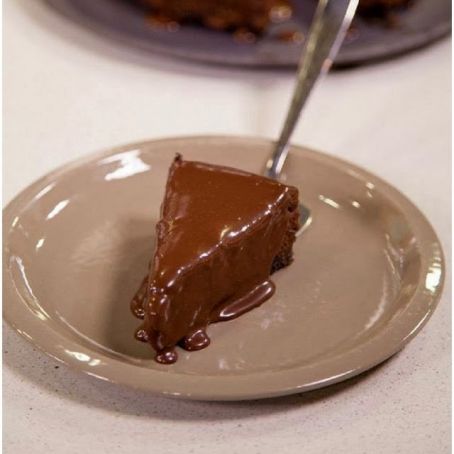 Chocolate gnash cake