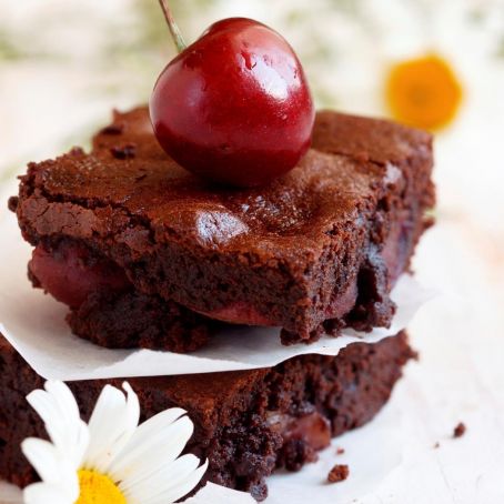 Dark Chocolate-Cherry Cabernet Brownies