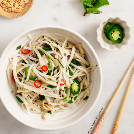 SPICY KOHLRABI NOODLES