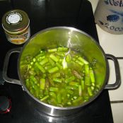 Asparagus spinach soup - Step 1