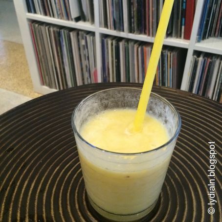 Skinny Piña Colada