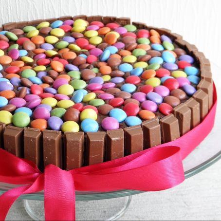 Kit Kat cake