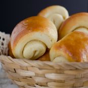 Lion House Dinner Rolls