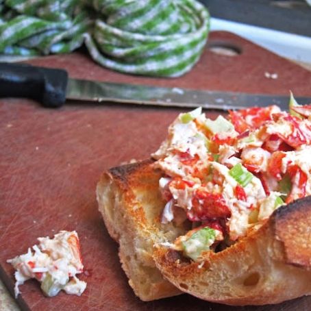 Fancy Atlantic Lobster Roll!