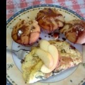 Peanut Butter Sauce Muffins and  Seaweed Omelette